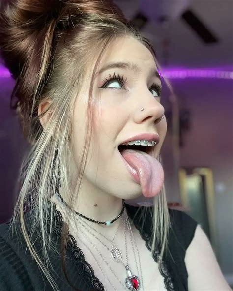 ahegao nude|Ahegao Porn